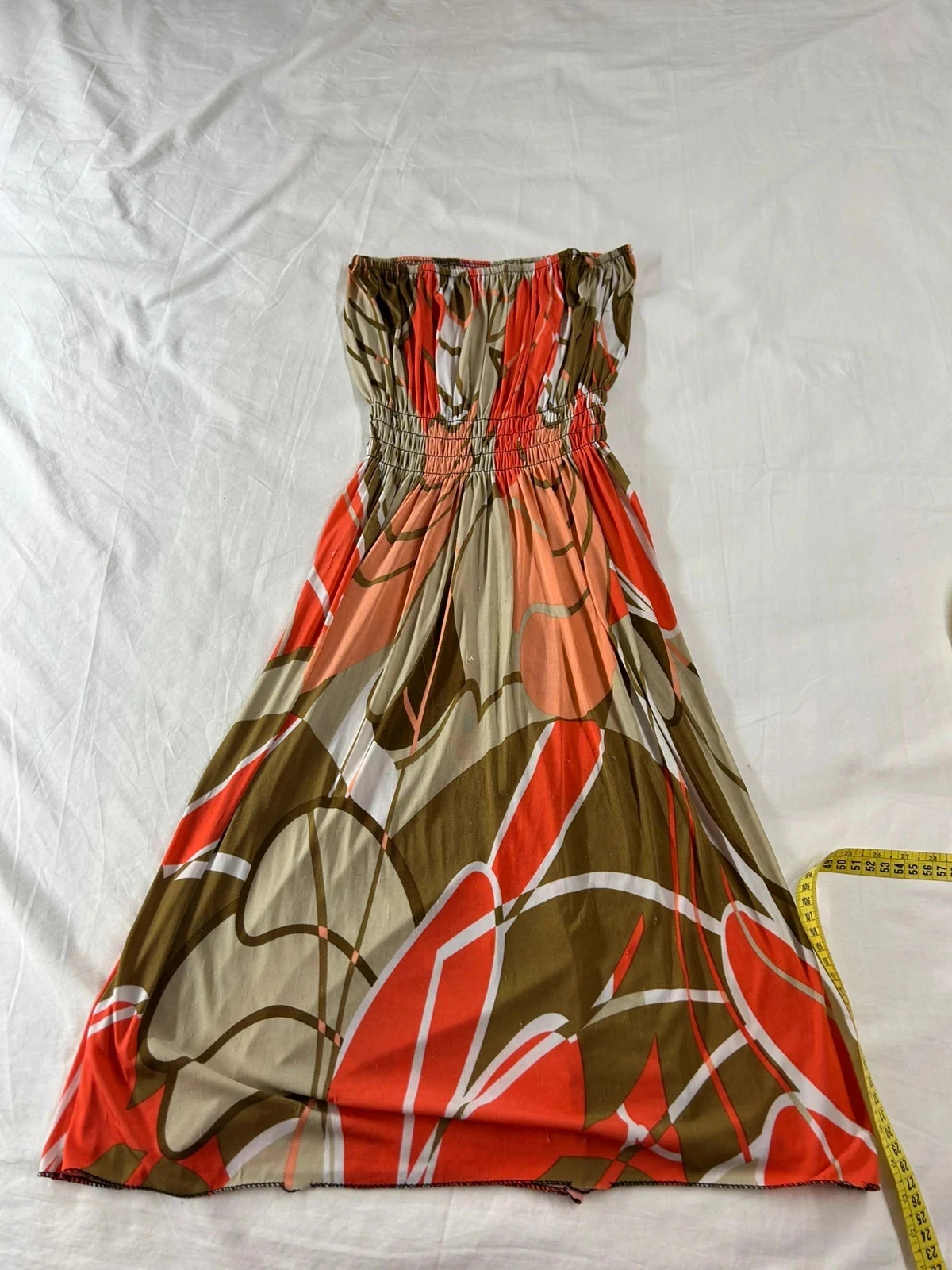 Robe sans bretelles multicolore à motifs vintage